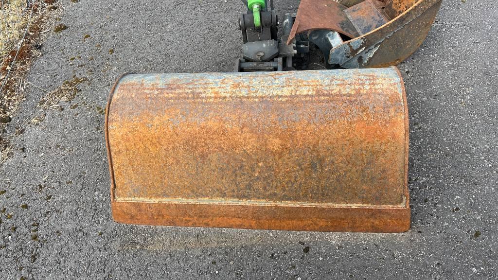 Avant AVANT 260 KAIVURI Other loading and digging and accessories