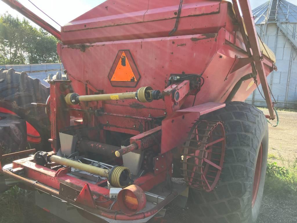 Bredal B 6 Manure spreaders