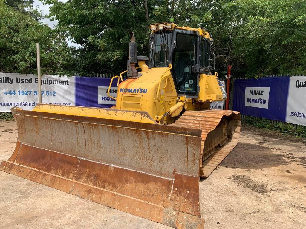 Komatsu D 61 PXI-23 Crawler dozers