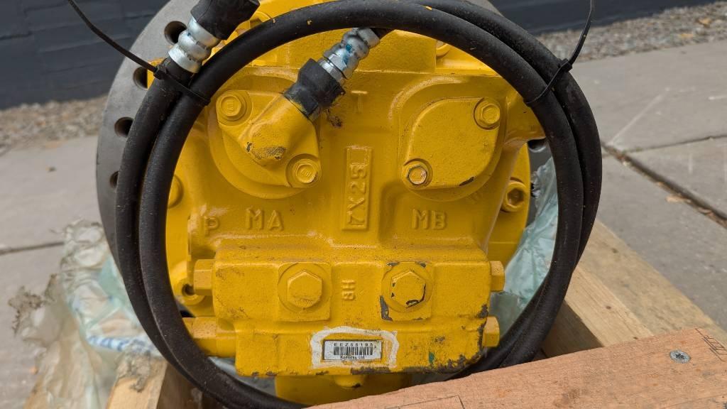 Komatsu D51 Hydraulic motor 706-8H-01121 Hydraulics