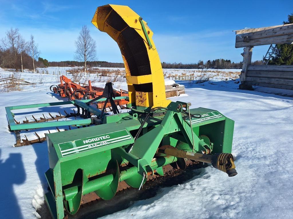 Ala-talkkari ATF-246 2G Schneefräse