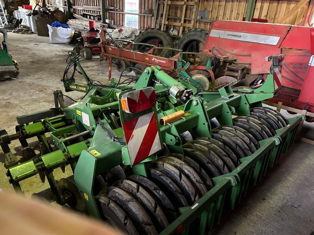 Amazone 3001 CATROS Gradas de discos