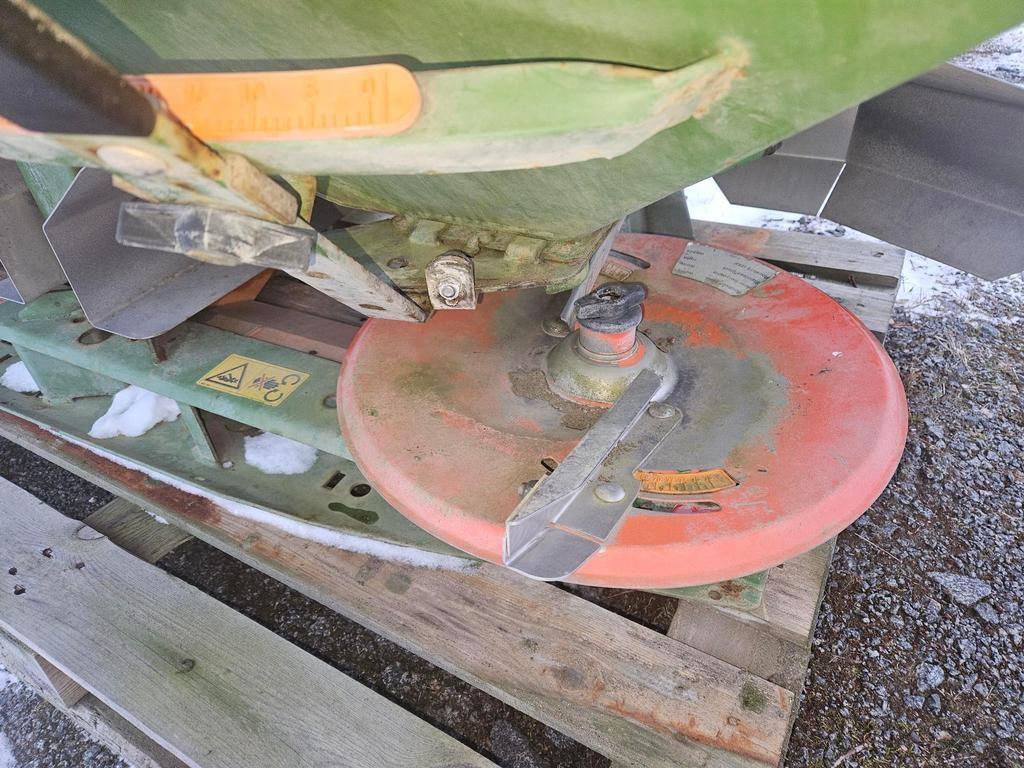 Amazone ZA-M 1800 Mineral spreaders