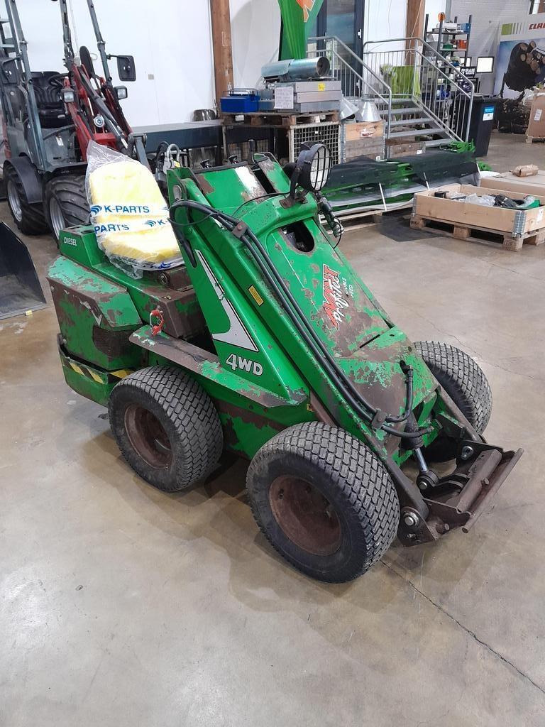 Avant 320 Multi purpose loaders