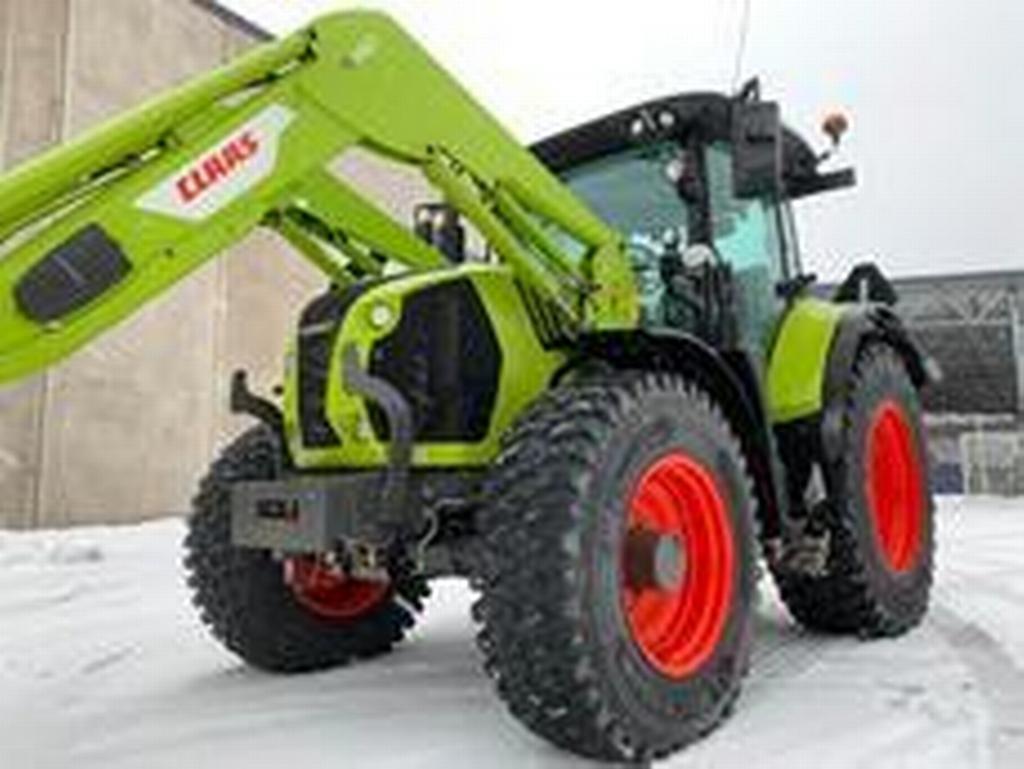 CLAAS ARION 550 CMATIC Traktoren