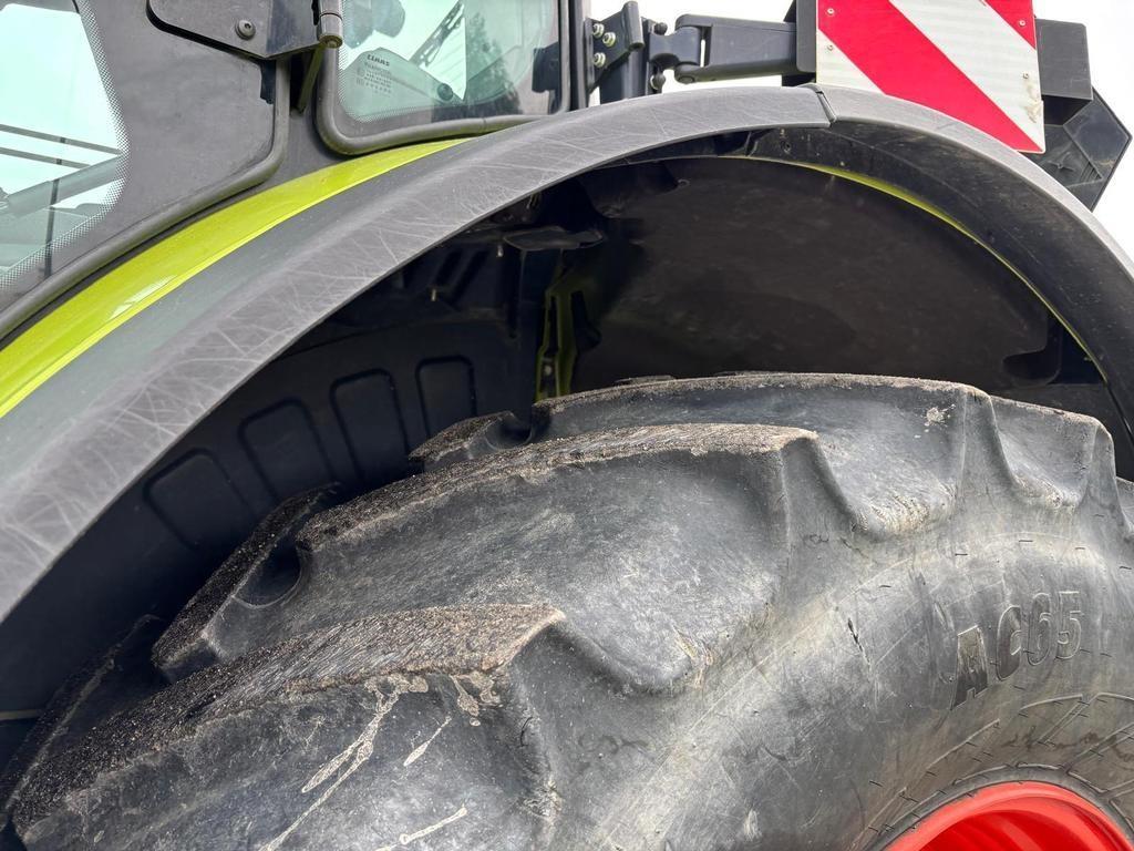 CLAAS ARION 650 CIS+ HEXASHIFT Traktoren