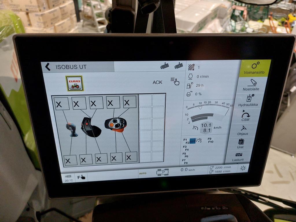 CLAAS AXION 850 CMATIC Traktoren