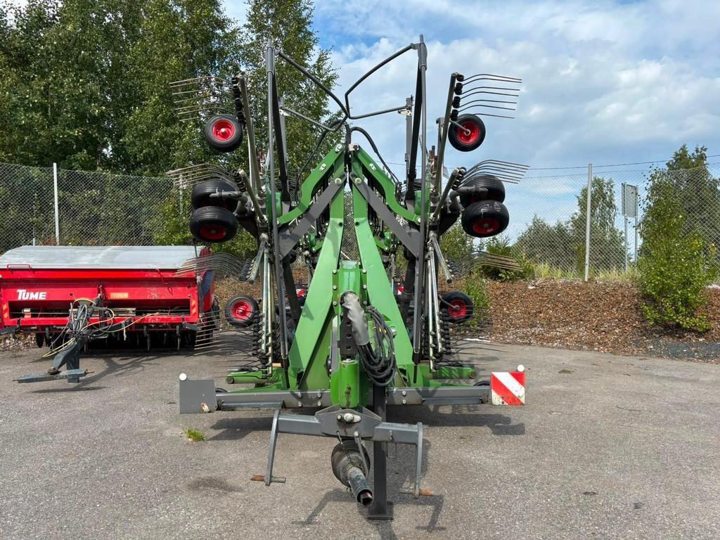 Fendt FORMER 14055 PRO Rakes and tedders