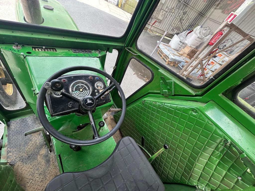 John Deere 2120 Traktorer