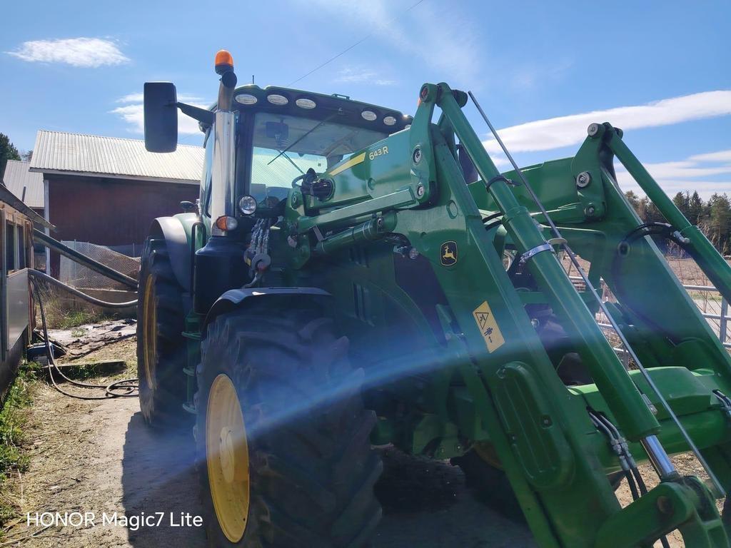John Deere 6155R +JD643 EK Trattori