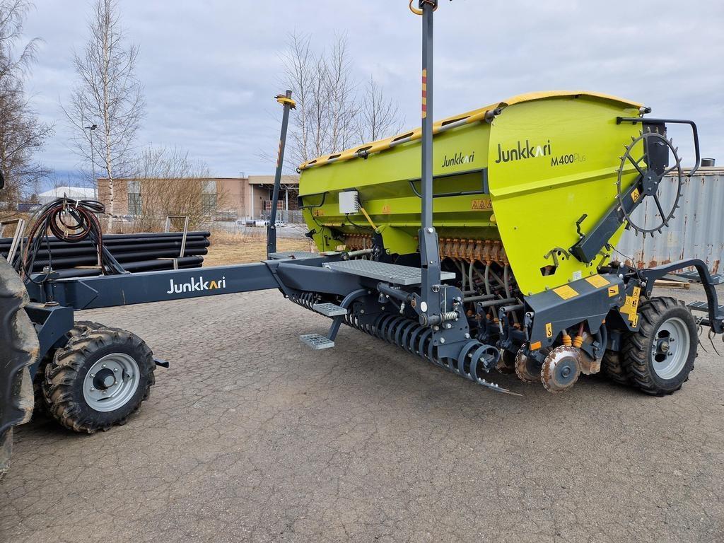 Junkkari M400PLUS ISOBUS Combination drills