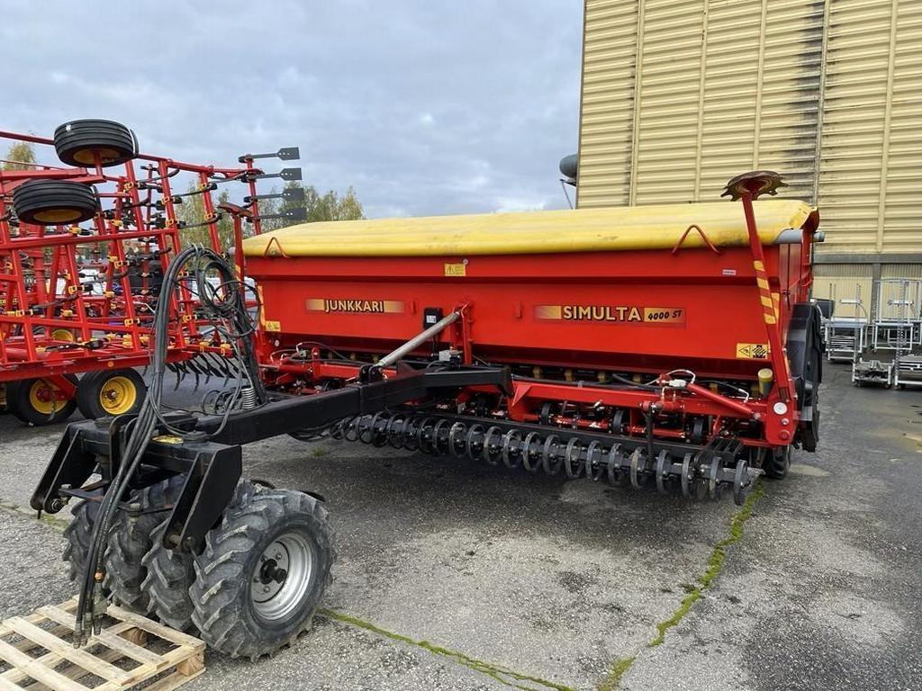 Junkkari ST 4000 Seminatrici combinate