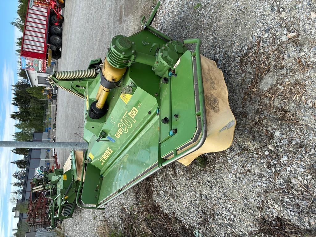 Krone EAST CUT 32 CV FLOAT Falciacondizionatrici