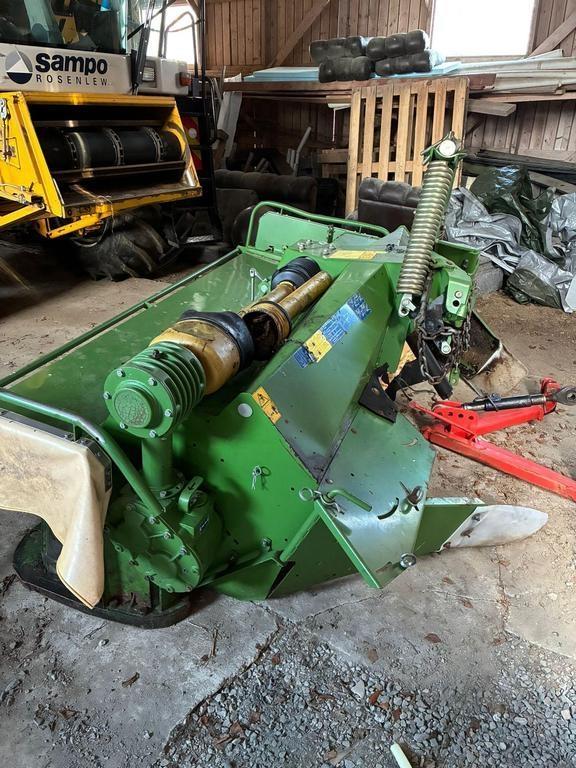 Krone EAST CUT 32 CV FLOAT Falciacondizionatrici