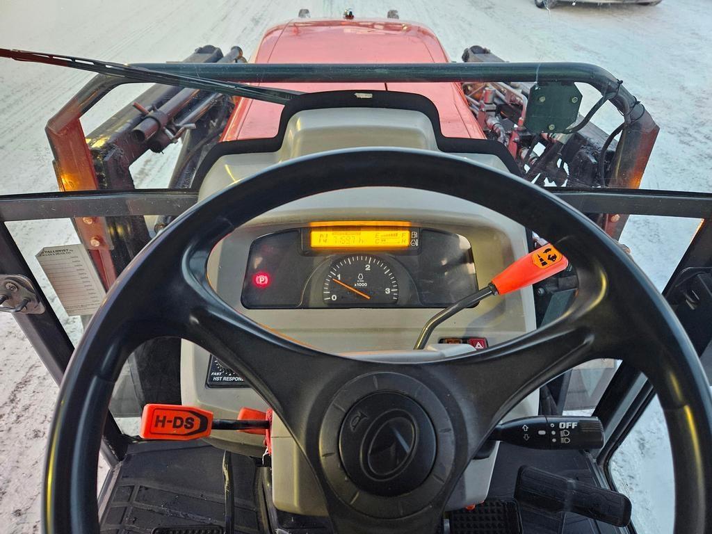 Kubota L5740+KOVE ETUK.KAUHA+PI Compact tractors