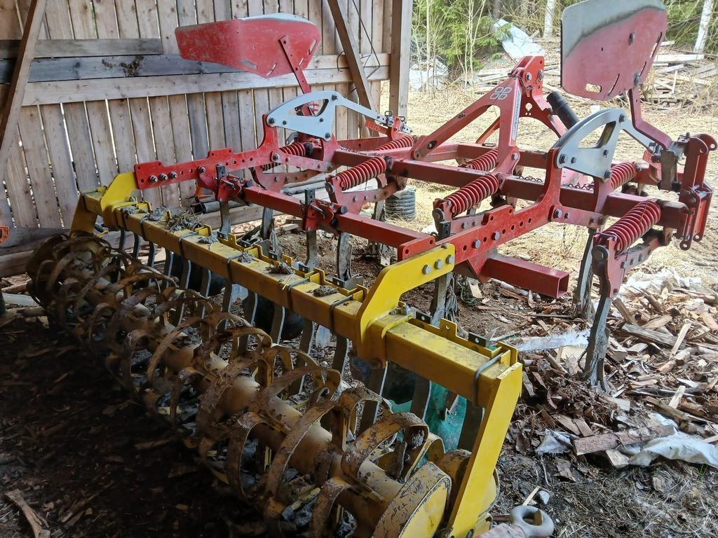 Pöttinger SYNCRO 3020 NOVA Cultivators
