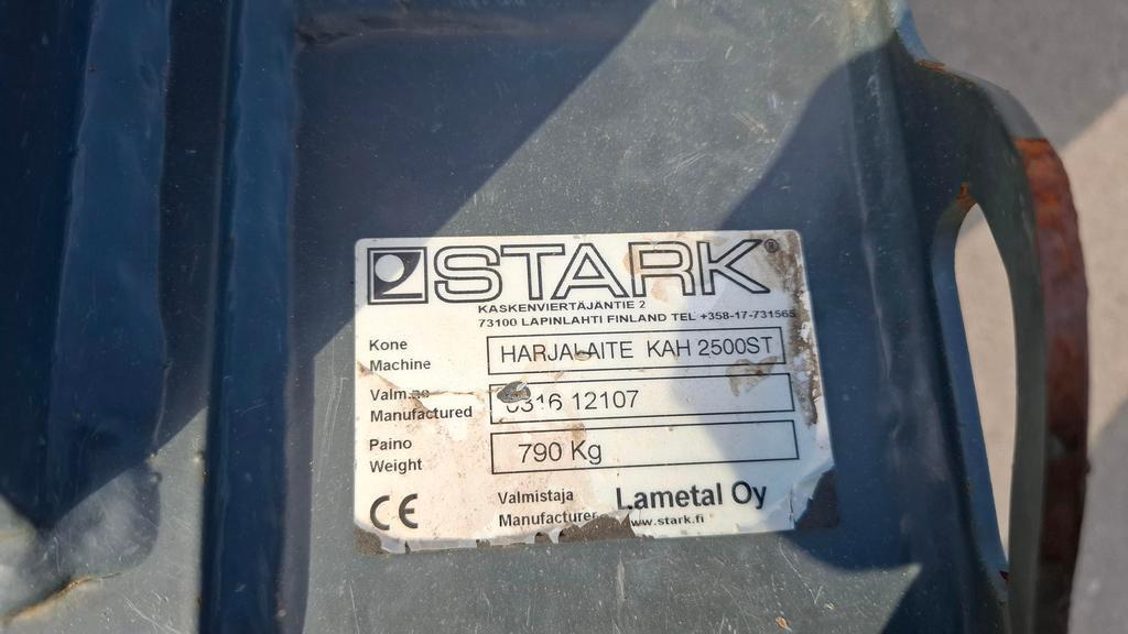 Stark KAH 2500ST + RF700 KÄÄNT Brushes