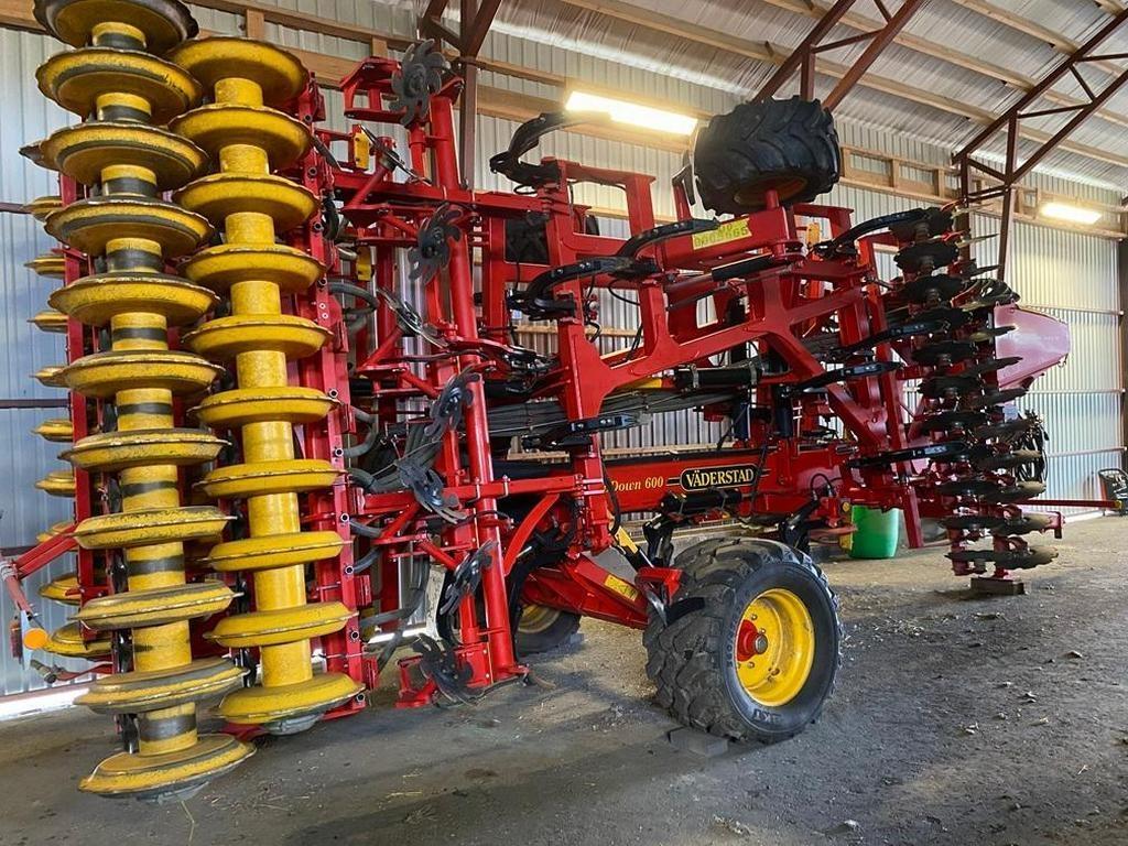 Väderstad TOPDOWN 600 Cultivadores