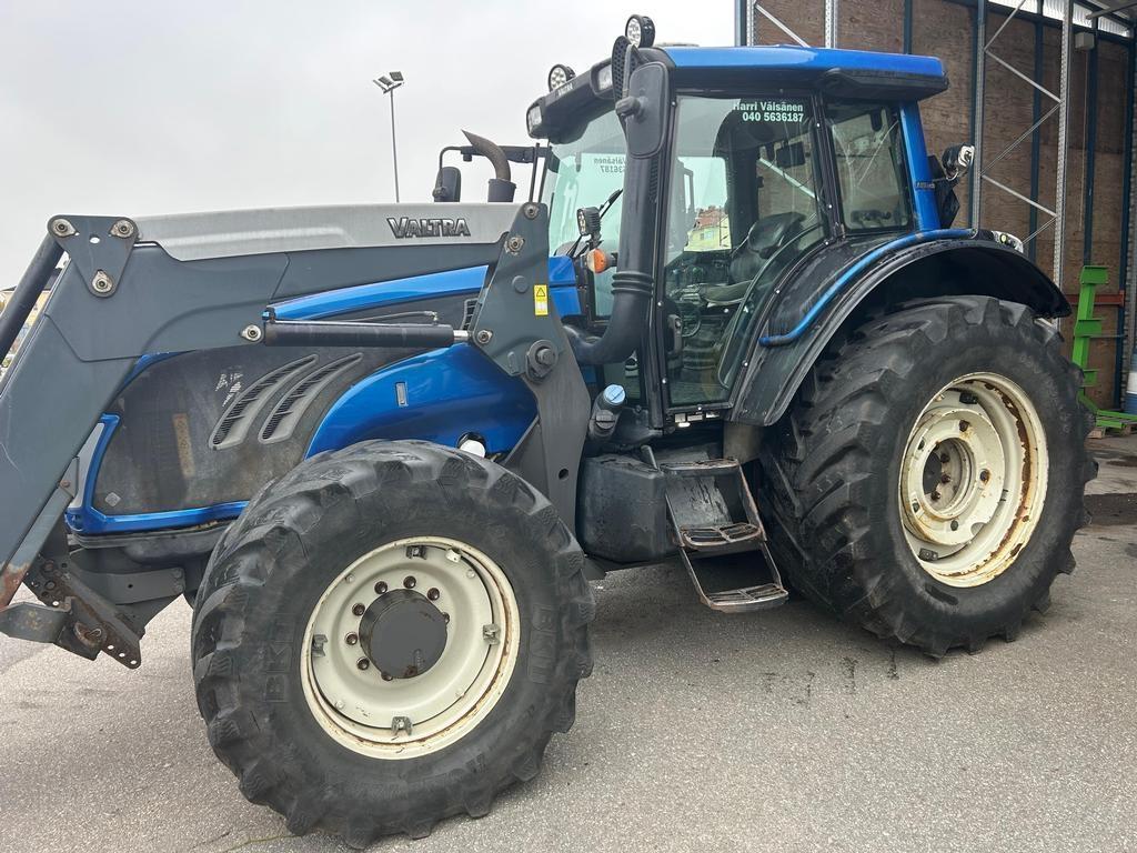 Valtra T173 HITECH Tractors