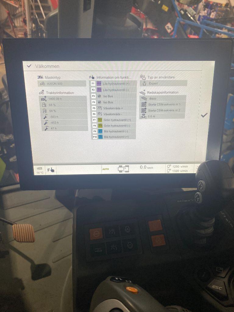 CLAAS Axion 930 Traktoren