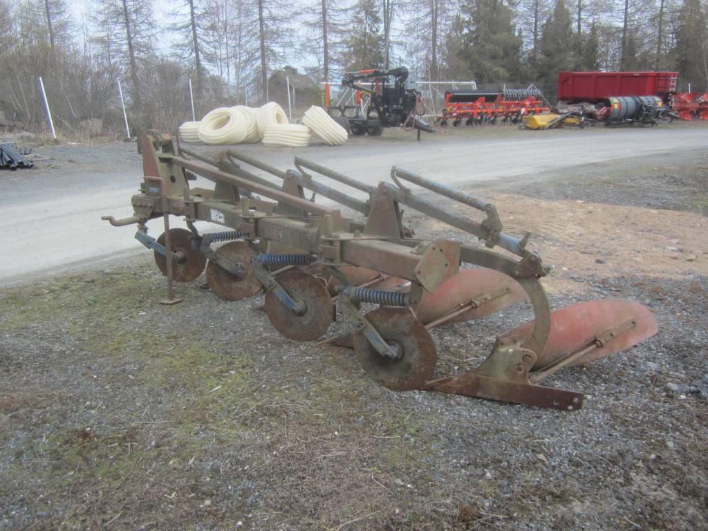 Överum 4-siip. sarka-aura Conventional ploughs