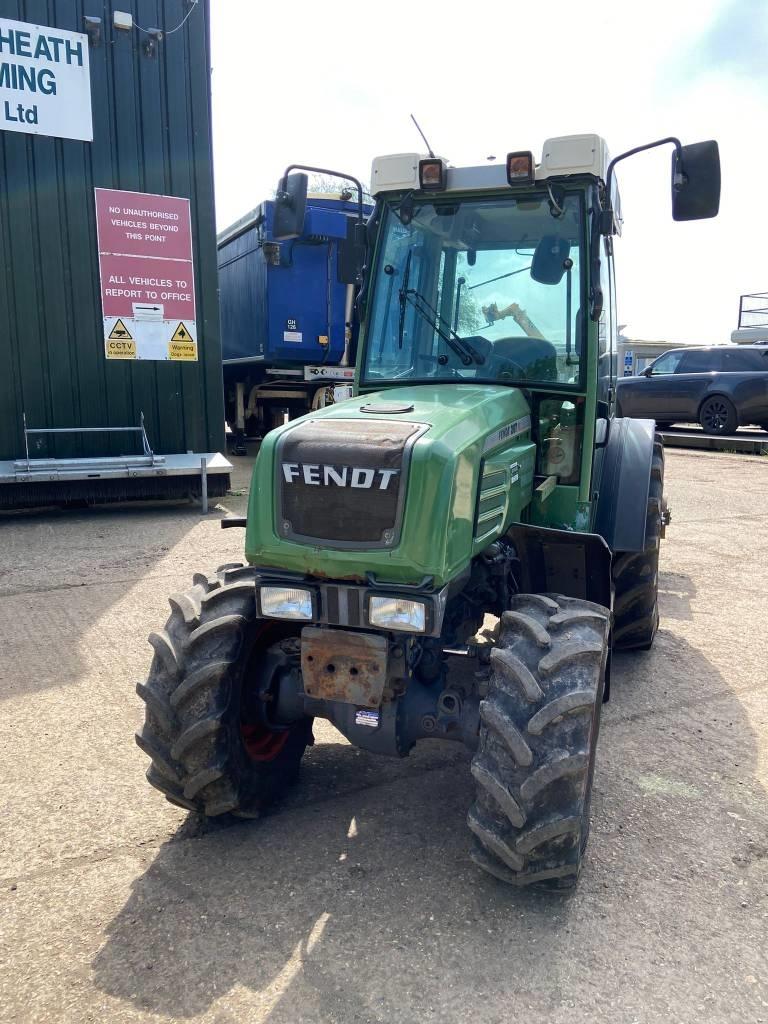 Fendt 207 Vario Tractors