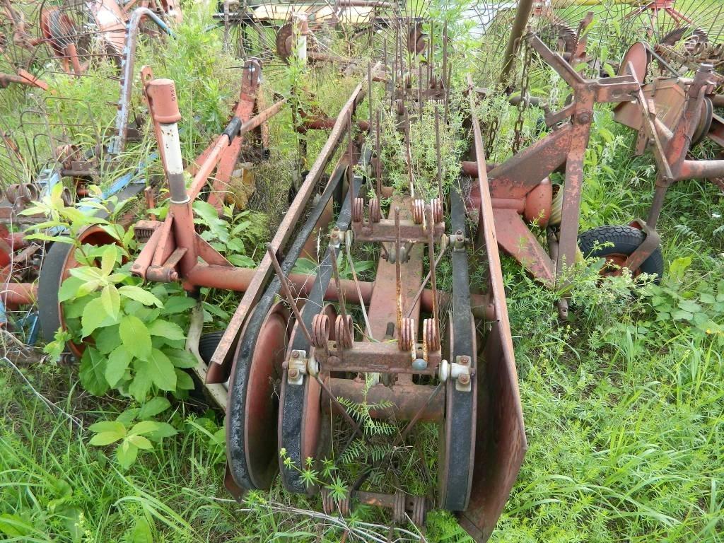 PZ 2400 Grābekļi un siena ārdītāji