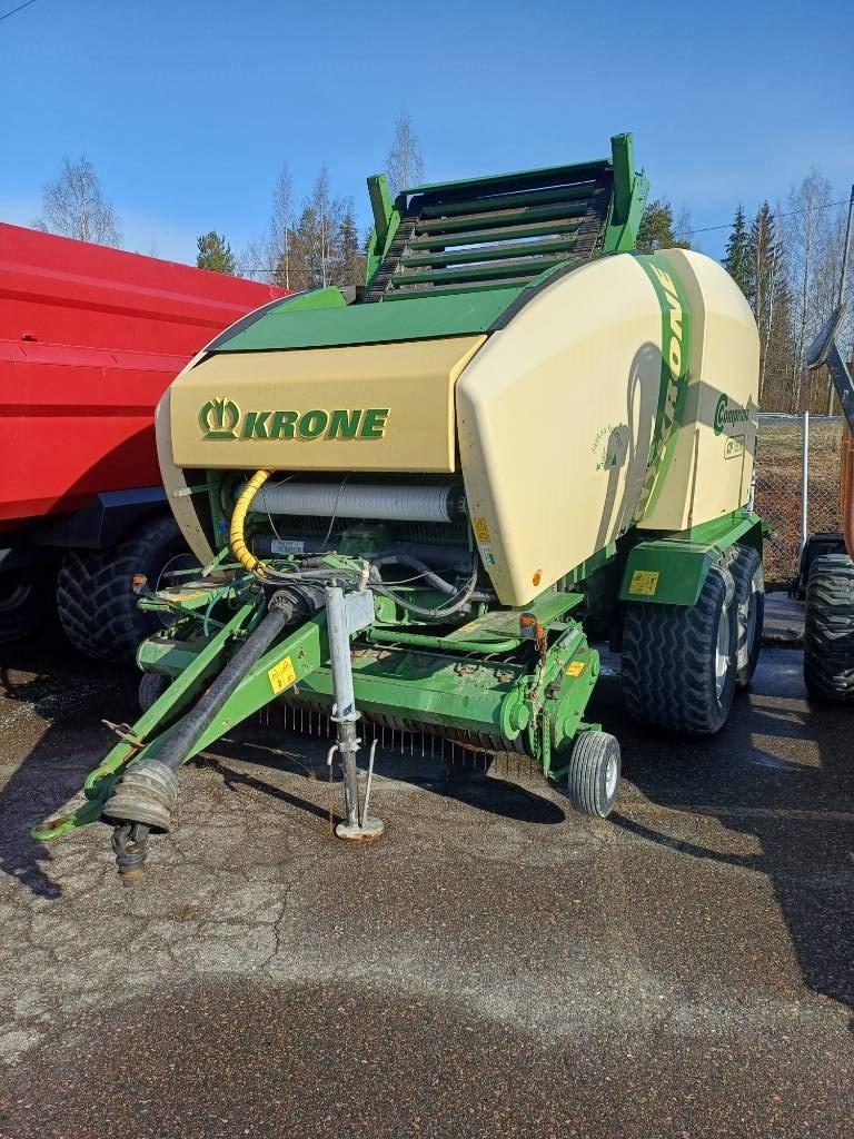 Krone Comprima CF 155 XC Round balers