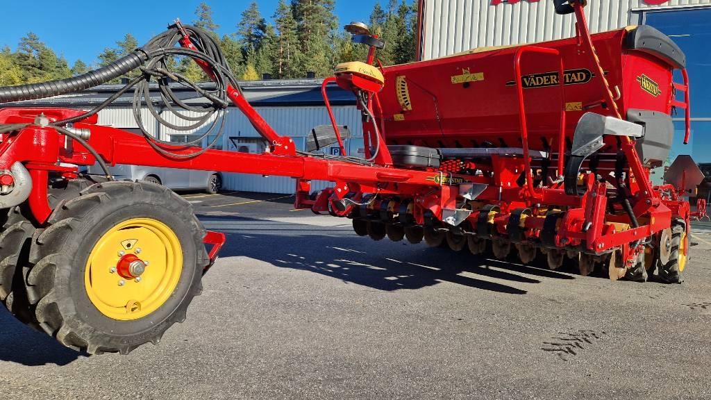 Väderstad Rapid 300C Combination drills