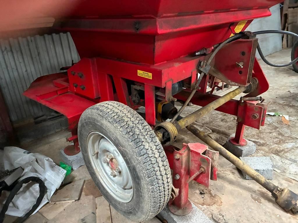 Bredal B 2 F Manure spreaders