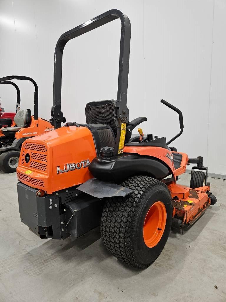 Kubota ZD 326 Åkgräsklippare