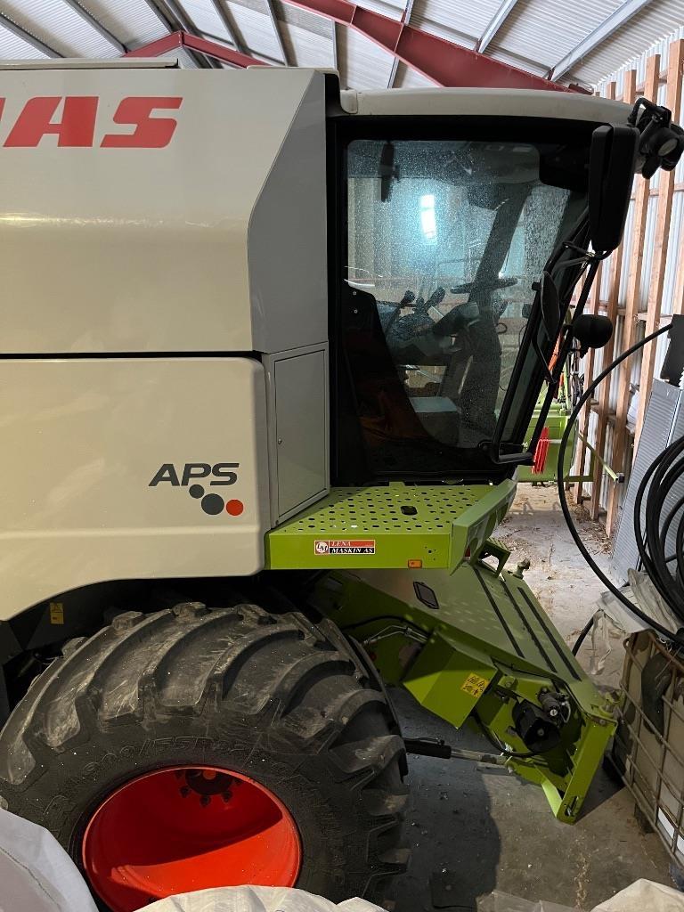 CLAAS Tucano 430 Combine harvesters