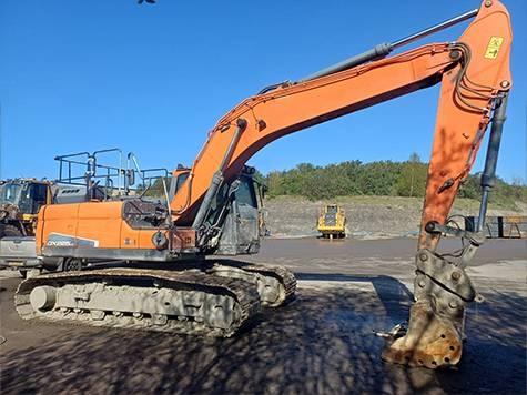 Doosan DX 225 LC-5 Crawler excavators