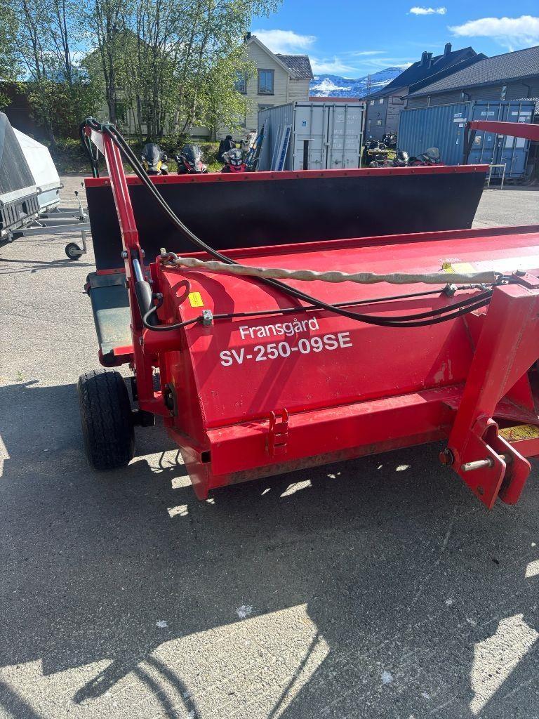 Fransgård SV-250-09SE Rastrillos y henificadores