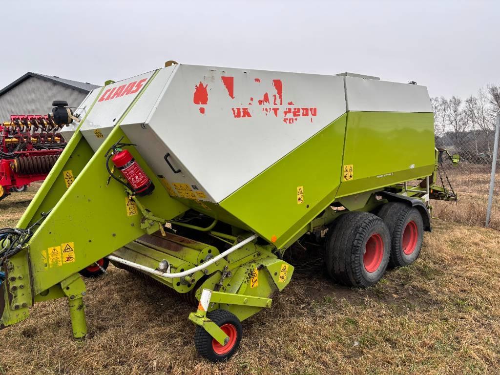 CLAAS Quadrant 2200 Square balers