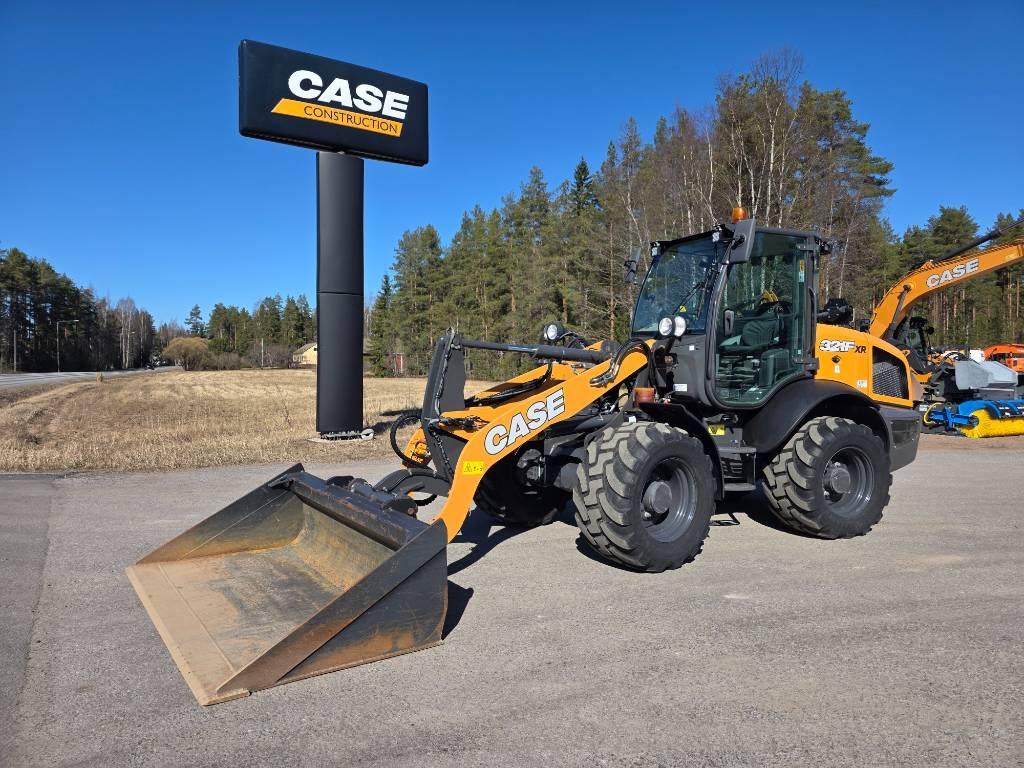 CASE 321F XR Pyöräkuormaajat