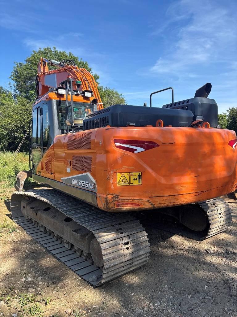 Doosan DX 225 LC-7 Crawler excavators