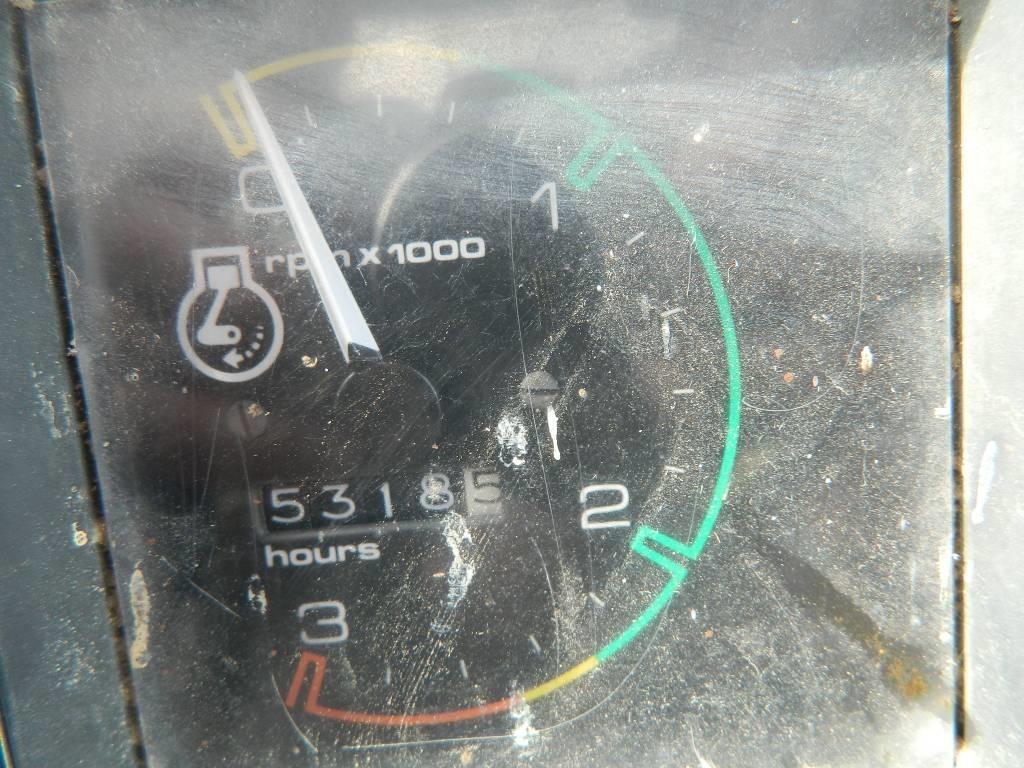 CASE 580 G Ekskavatori-iekrāvēji