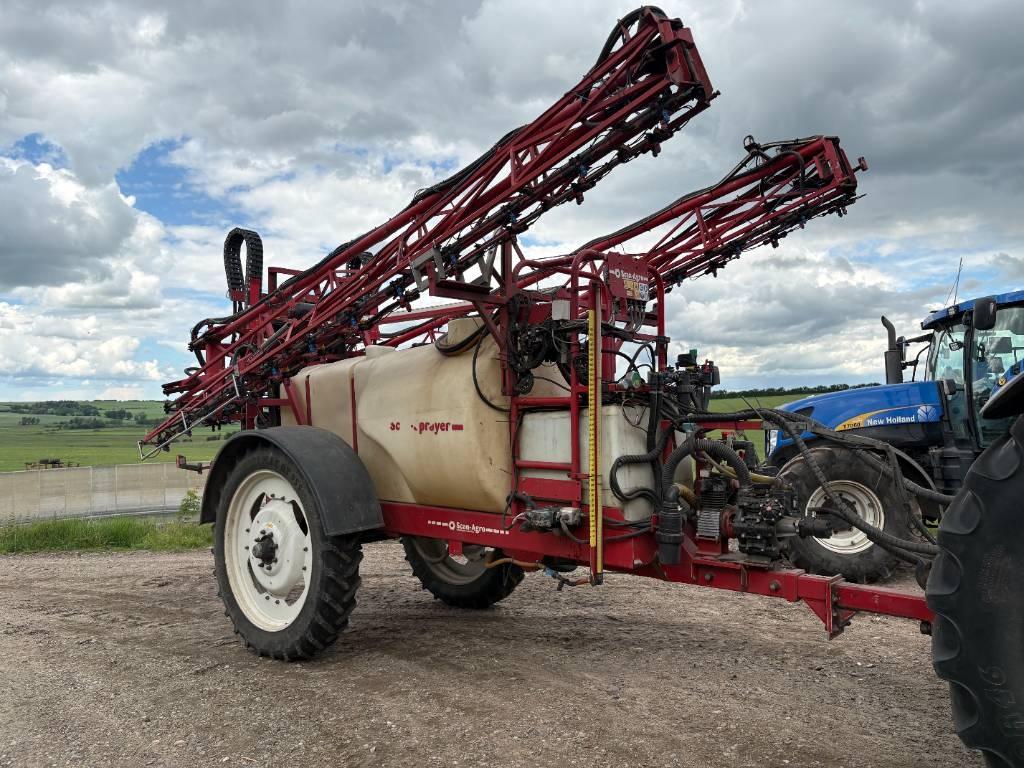 SCAN - SPRAYER 4400 - 24 mtr Pulverizadores arrastrados
