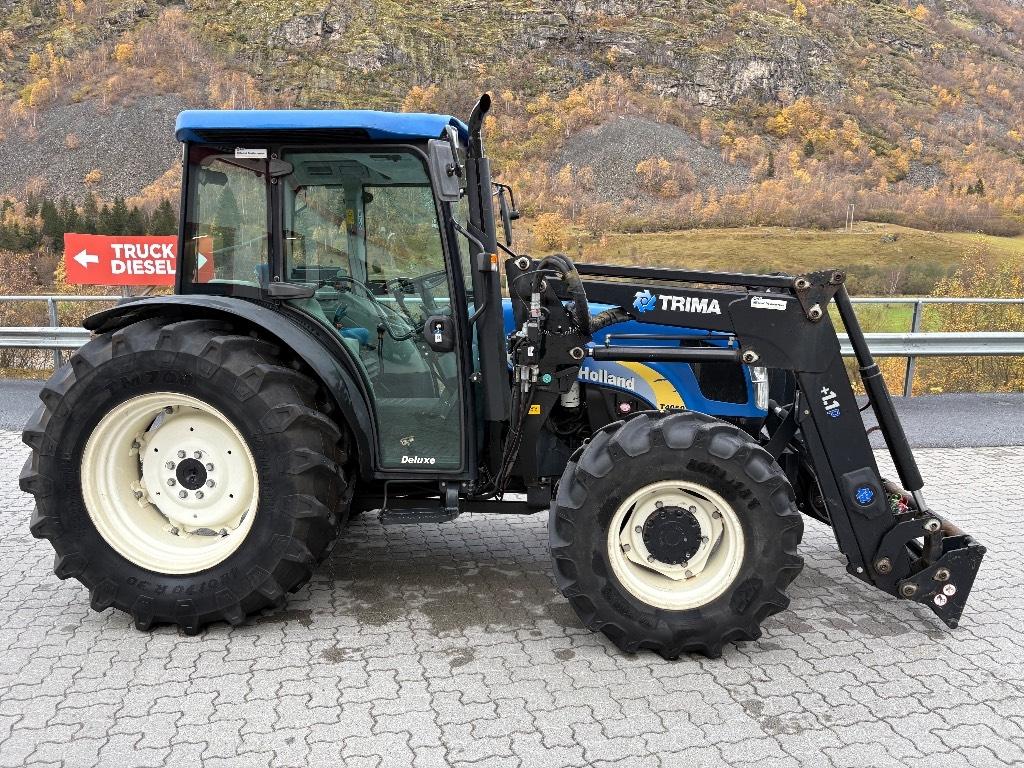 New Holland T4050 Tractors