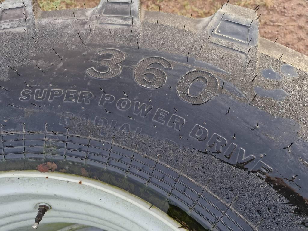 Alliance 800/65-R32 Reifen