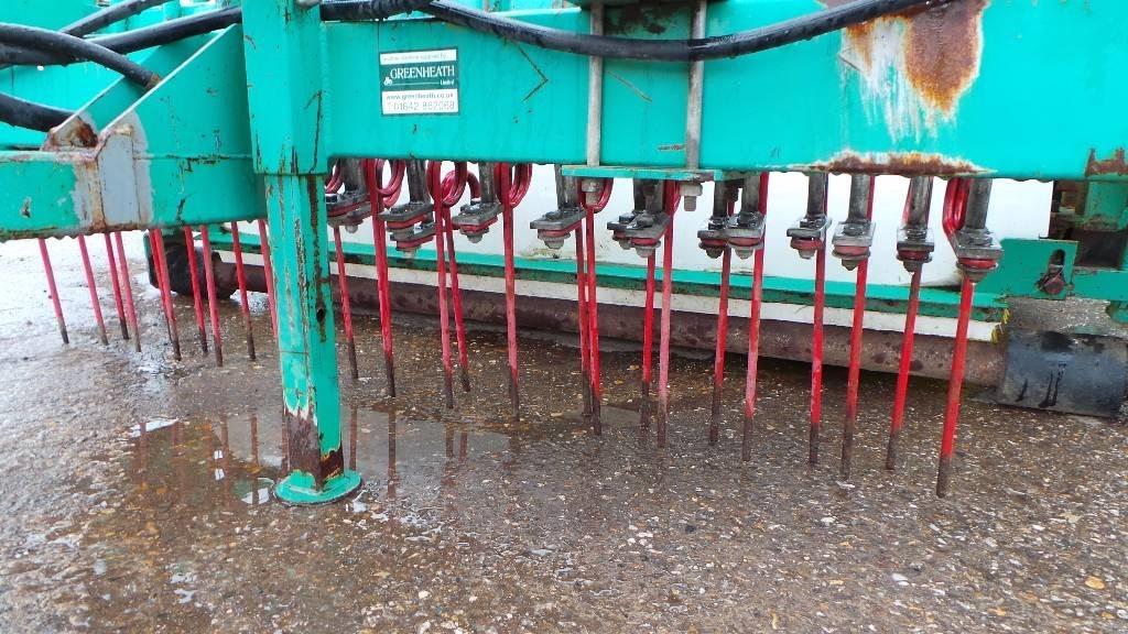 Nicholson NICHOLSON PC1800 PADDOCK CLEANER Sweepers