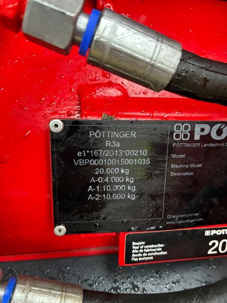 Pöttinger Jumbo 8470 Self loading trailers