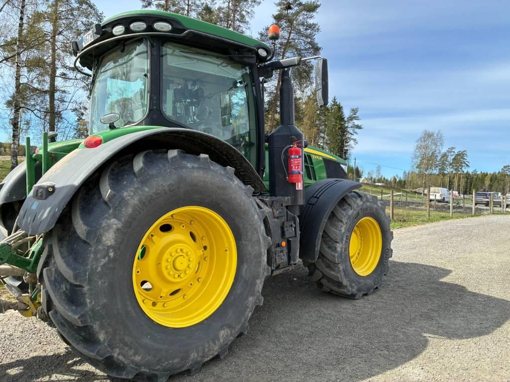 John Deere 7270 R Traktorer