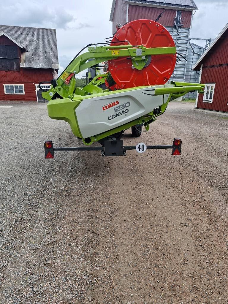 CLAAS Lexion 750 TT Combine harvesters