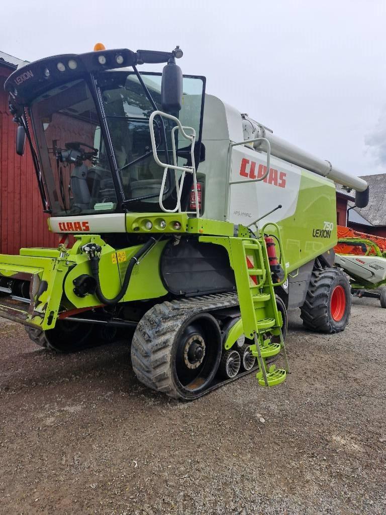CLAAS Lexion 750 TT Combine harvesters
