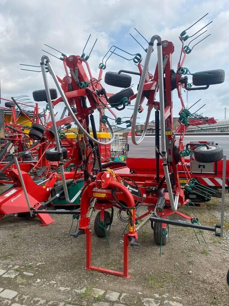 Kverneland 8590 Vändare och luftare