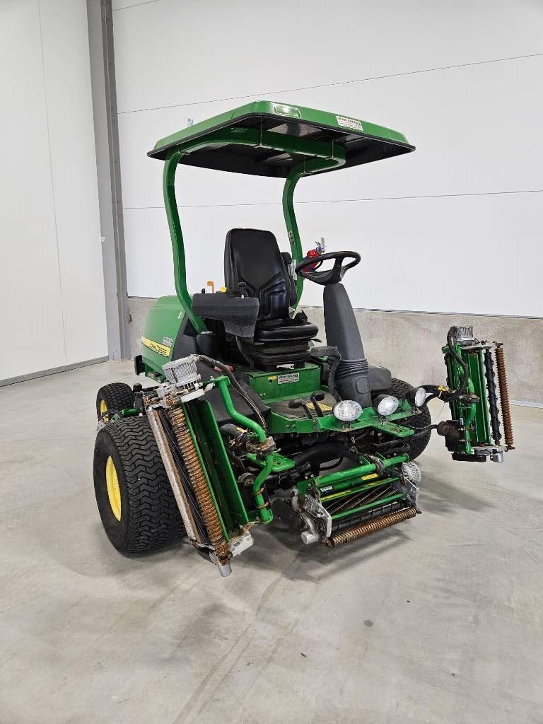 John Deere 7500 E-Cut Fairway-gräsklippare