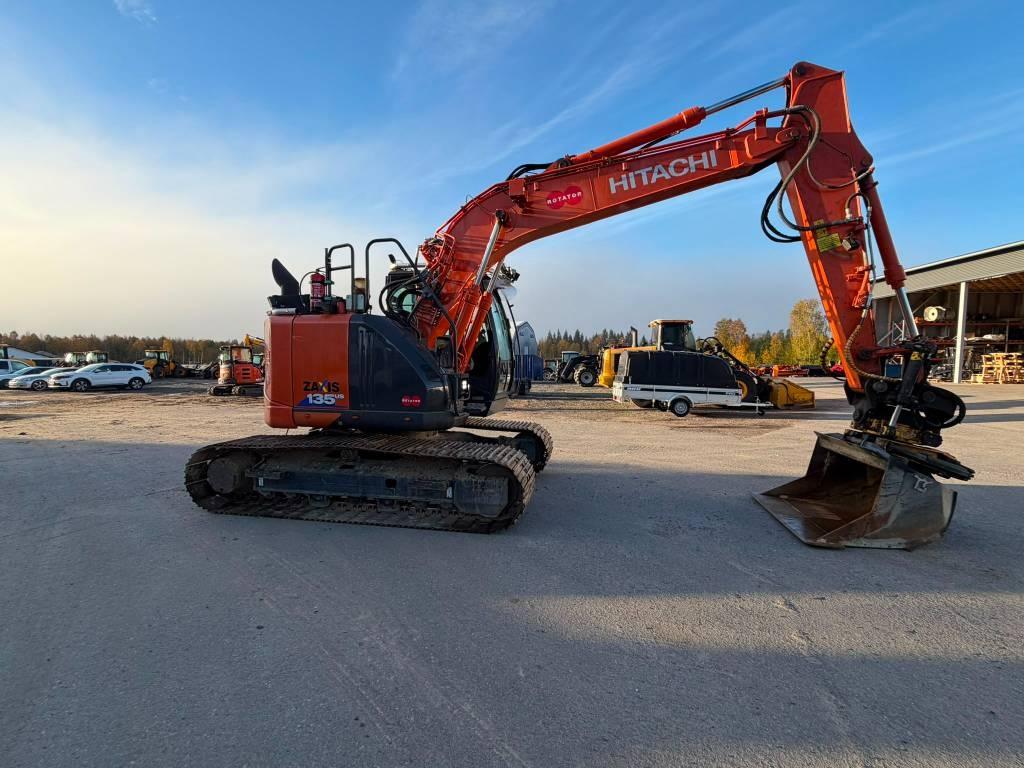Hitachi ZX135 US-6 Telakaivukoneet