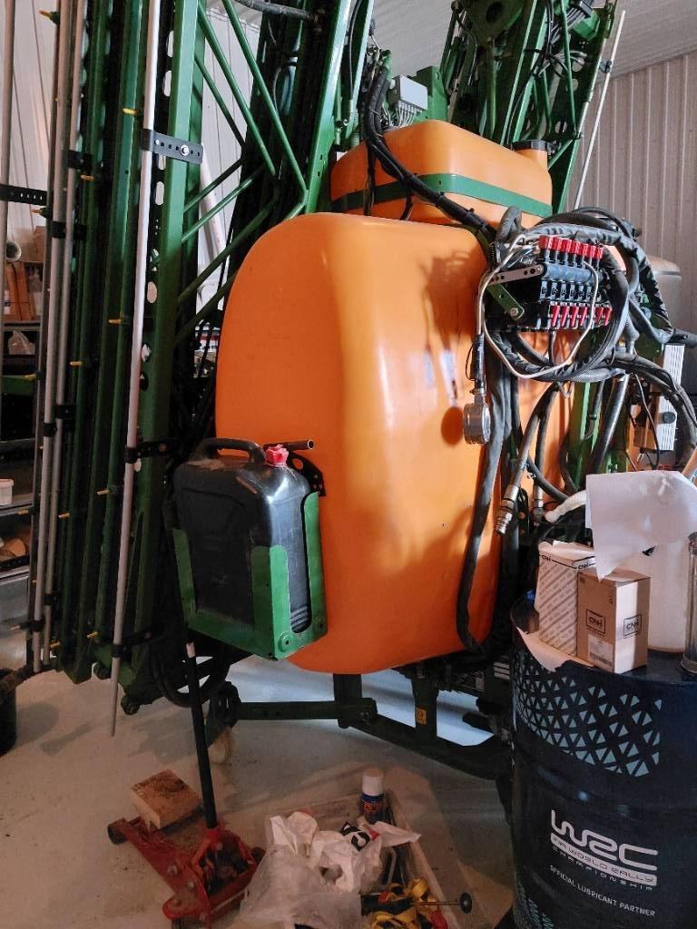AMATZONE UF 1200/24m Kasvinsuojeluruisku Mounted sprayers
